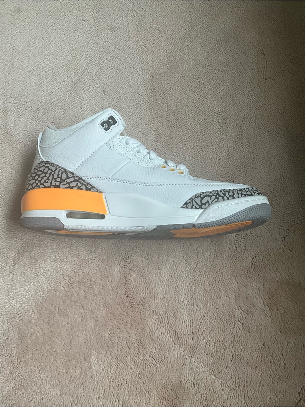 Air Jordan 3 Laser Yellow Size W 8.5